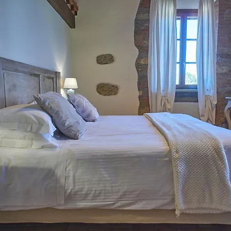Podere Gli Olmi Country house