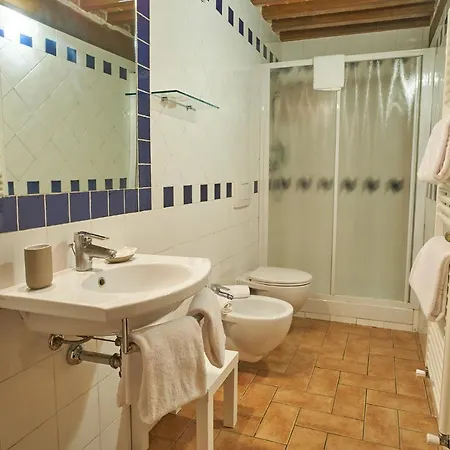 Podere Gli Olmi منزل ريفي تشيزينا